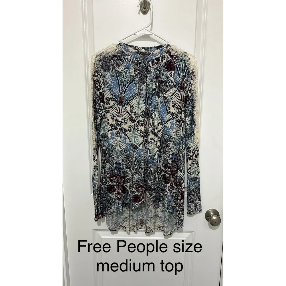 Free‎ People Boho Floral Print Crochet Lace Collar Long Sleeve Tunic Top M
